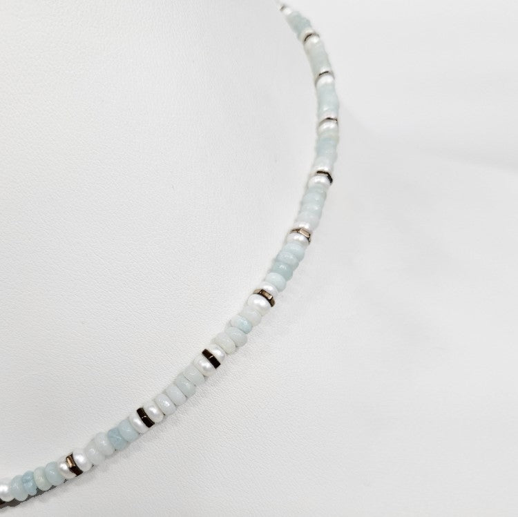 Mini Beaded Necklace with Pearls and Aquamarine Jasper