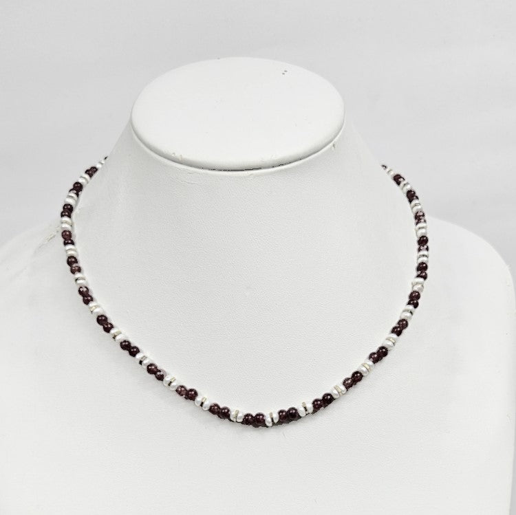 Mini Beaded Necklace with Pearls and Lapidolite