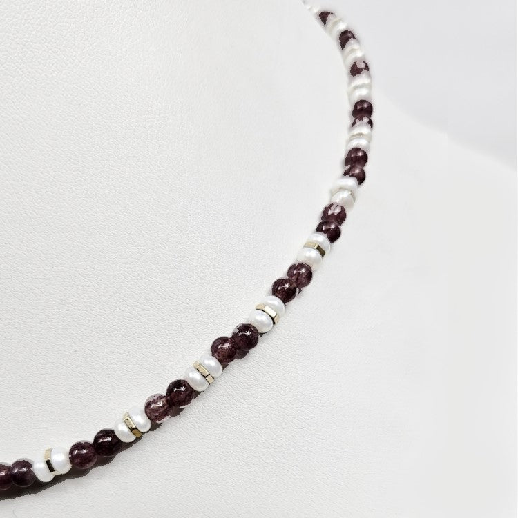 Mini Beaded Necklace with Pearls and Lapidolite